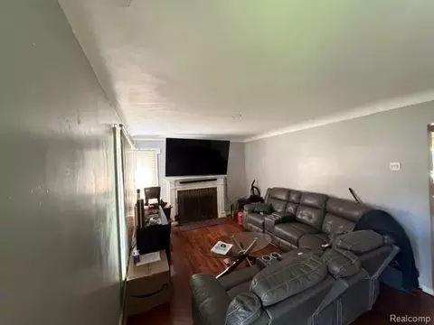 2761 Golfside Ln, Flint, MI 48504 photo 2