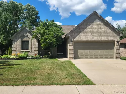 57487 Nicholas Dr, Washington, MI 48094