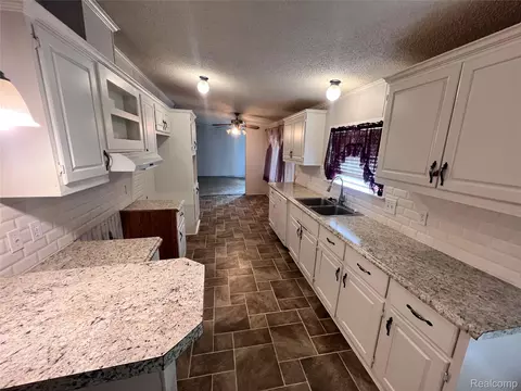 Kitchen - 415 Weeping Willow, Flint, MI 48506 photo 1 of 1