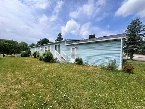 Exterior - 415 Weeping Willow, Flint, MI 48506 photo 2 of 2