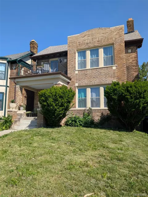 1932 Gladstone St, Detroit, MI 48206