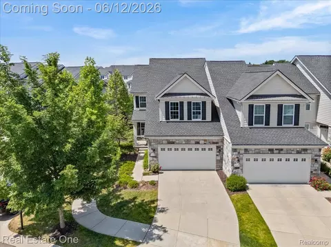 42829 Cardinal Way, Novi, MI 48375