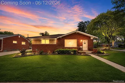 28326 Alden St, Madison Heights, MI 48071