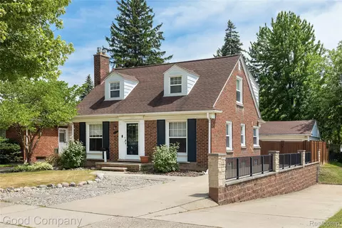 23645 Lawrence Ave, Dearborn, MI 48128