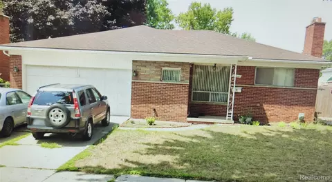 28661 Panama St, Warren, MI 48092
