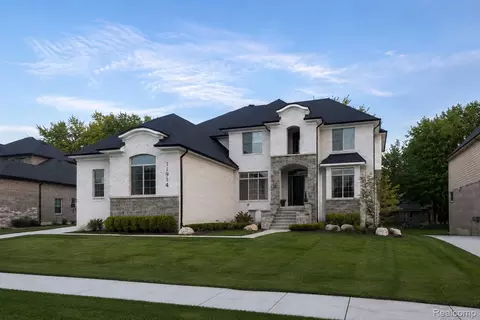 11914 N Encore Ct S, Shelby Township, MI 48315
