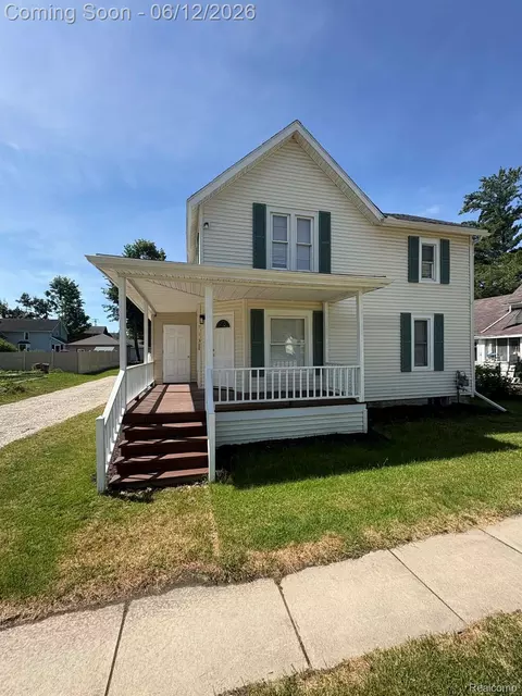 113 W Polly St, Perry, MI 48872