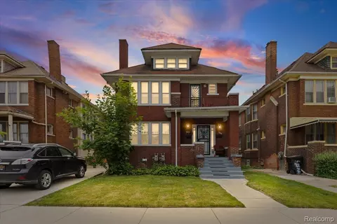 4267 Seebaldt St, Detroit, MI 48204