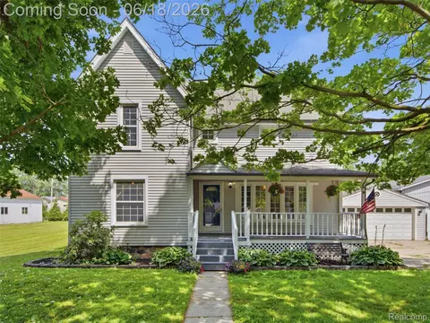 74288 Spencer St, Armada, MI 48005