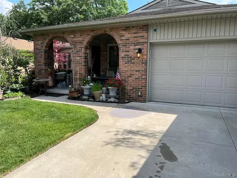 44131 Westminister Way, Canton, MI 48187