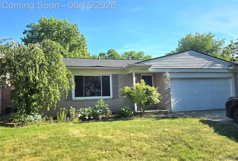 39857 John Dr, Canton, MI 48187