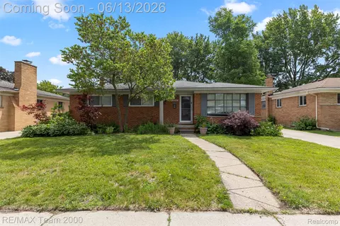 14370 Alexander St, Livonia, MI 48154