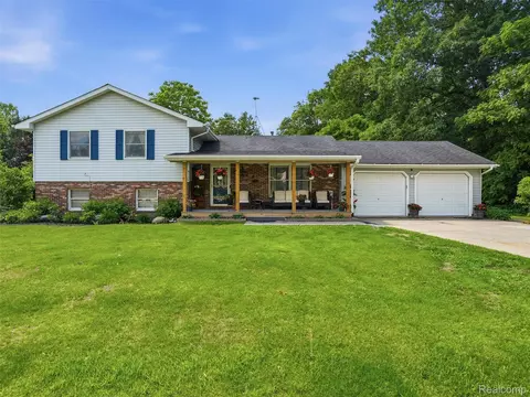 4136 Peppermill Rd, Attica, MI 48412