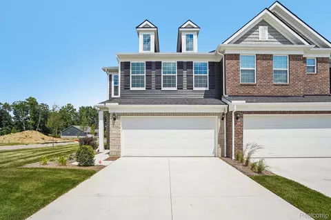 4054 Nottingham Cir, Independence, MI 48346