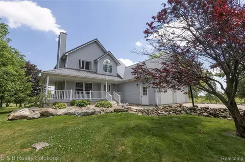 8862 Cade Rd, Brown City, MI 48416