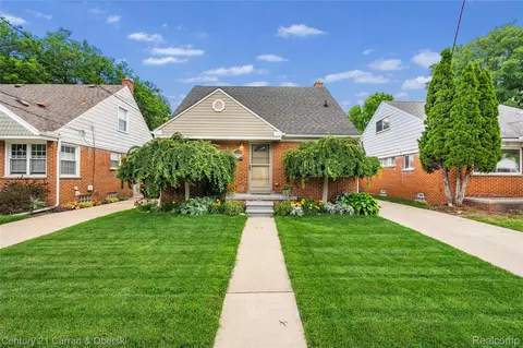 23704 Harvard St, Dearborn, MI 48124
