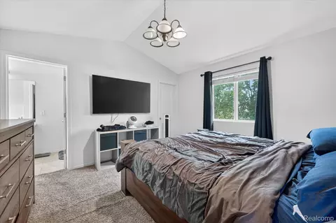 Bedroom - 6119 Treetops Dr, Romulus, MI 48174 photo 1 of 9