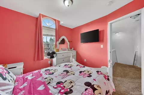 Bedroom - 6119 Treetops Dr, Romulus, MI 48174 photo 7 of 9