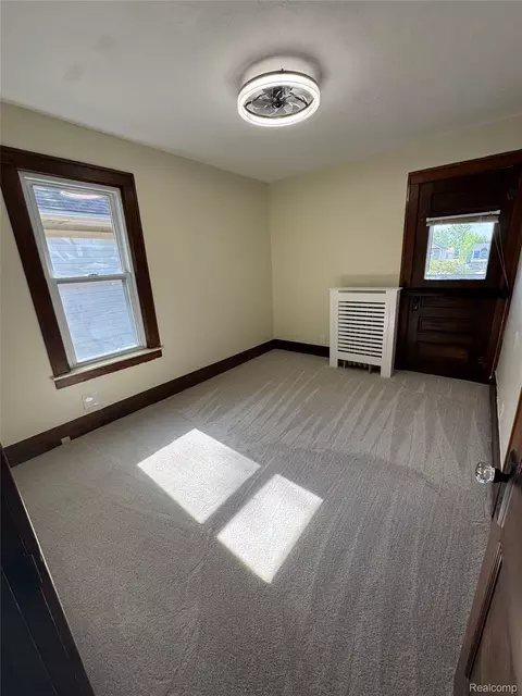Bedroom - 563 Eureka Rd, Wyandotte, MI 48192 photo 3 of 3