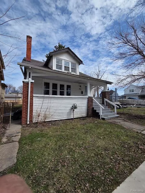 204 Philip St, Detroit, MI 48215