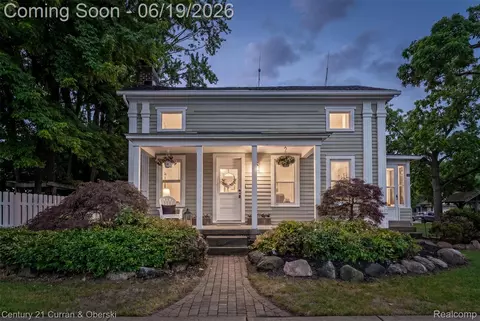 36235 7 Mile Rd, Livonia, MI 48152
