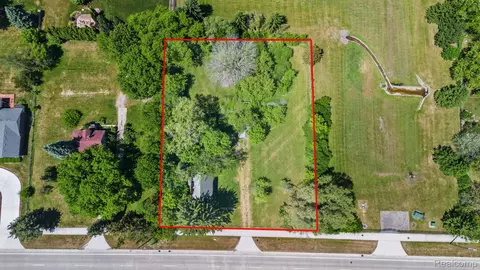 42021 Dequindre Rd, Troy, MI 48085