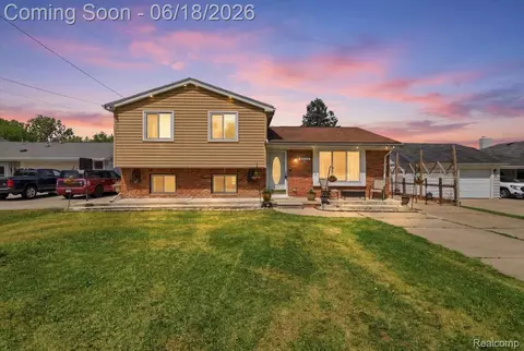 13575 Mercedes, Redford, MI 48239
