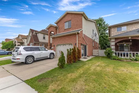 7644 Steadman St, Dearborn, MI 48126
