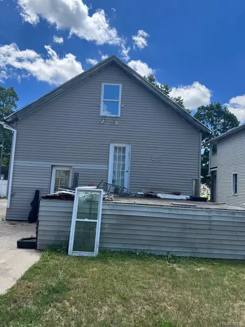 1705 Arizona Ave, Flint, MI 48506