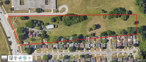 1684 Baldwin Ave, Pontiac, MI 48340