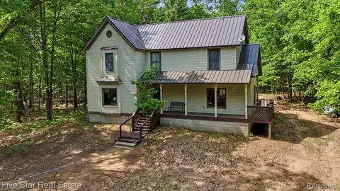 175 Bishop Rd, Clayton, MI 48659