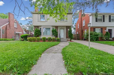 17400 Huntington Rd, Detroit, MI 48219
