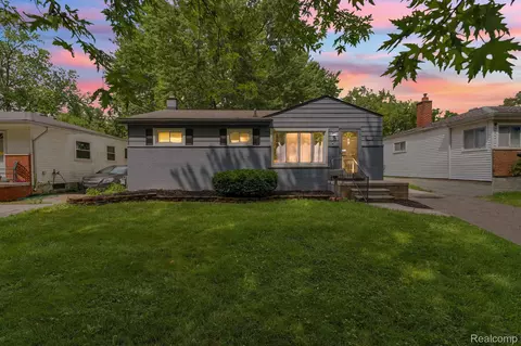 18257 Indian, Redford, MI 48240