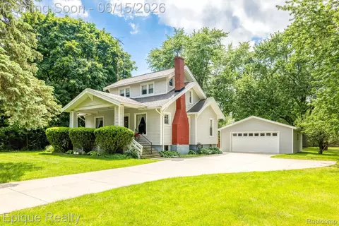 279 N Howard Ave, Croswell, MI 48422