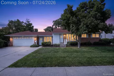 32740 Alvin St, Garden City, MI 48135