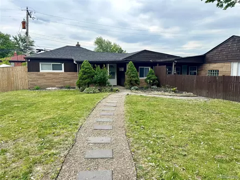 19940 Stanley St, Melvindale, MI 48122