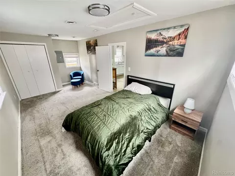 Bedroom - 19940 Stanley St, Melvindale, MI 48122 photo 2 of 3