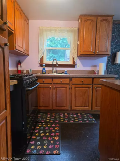Kitchen - 38114 Walnut St, Romulus, MI 48174 photo 1 of 1