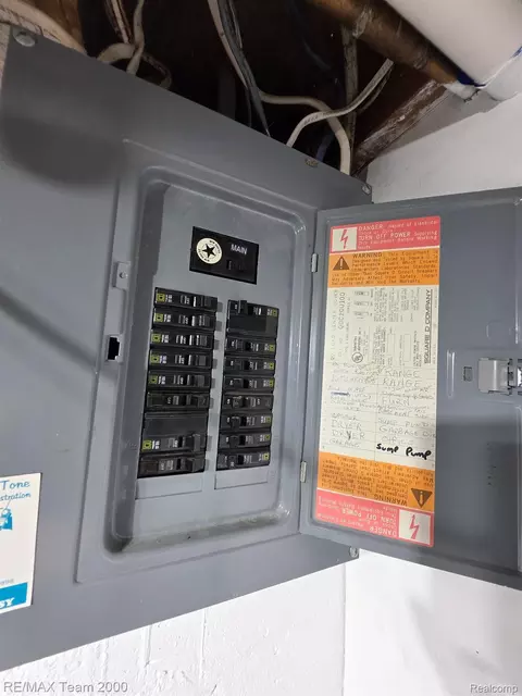 Other - 38114 Walnut St, Romulus, MI 48174 photo 6 of 8