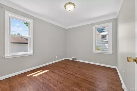 Bedroom - 1781 Brys Dr, Grosse Pointe Woods, MI 48236 photo 3 of 8