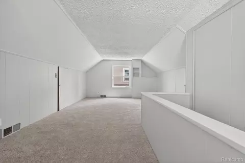 Bedroom - 1781 Brys Dr, Grosse Pointe Woods, MI 48236 photo 7 of 8