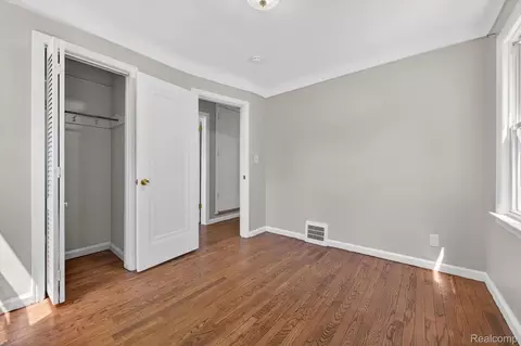Bedroom - 1781 Brys Dr, Grosse Pointe Woods, MI 48236 photo 2 of 8