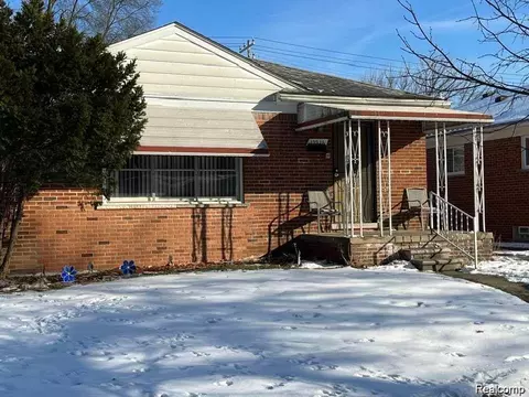 19926 Blackstone St, Detroit, MI 48219
