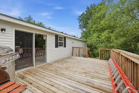 Exterior - 2500 Mann Lot 332 Rd, Independence, MI 48346 photo 3 of 3