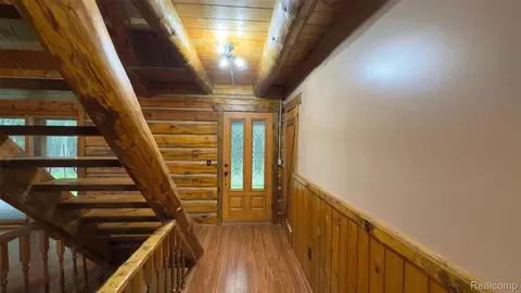 Entry Way - 2608 E Sutton Rd, Metamora, MI 48455 photo 5 of 11