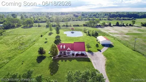 62580 Omo Rd, Lenox, MI 48048