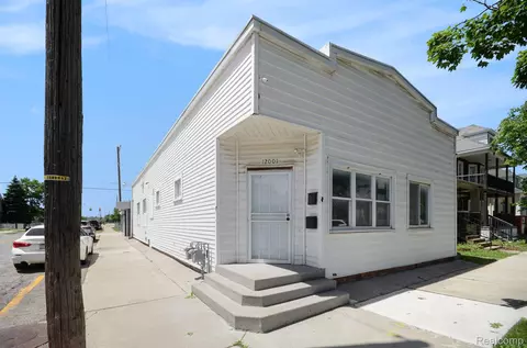 12001 Saint Aubin St, Hamtramck, MI 48212