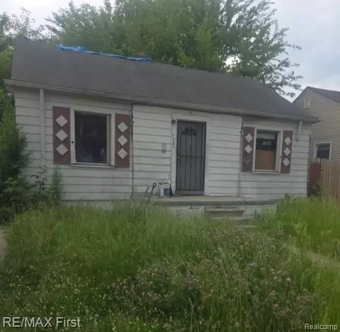 7389 Westwood St, Detroit, MI 48228