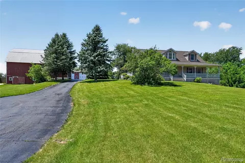 4260 Sylvan Rd, Sharon, MI 49240