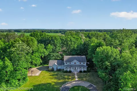 741 W Hunt Rd, Caro, MI 48723